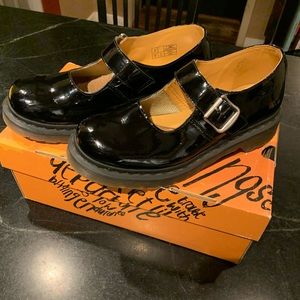 Mary Jane Doc Marten’s 39 women’s 8/9